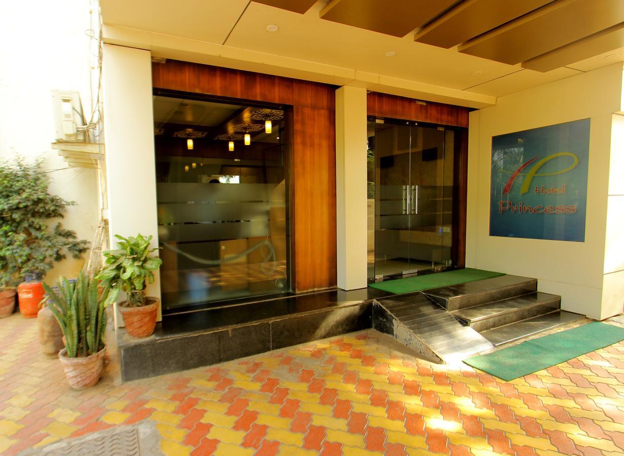Отель Princess Ankleshwar Экстерьер фото